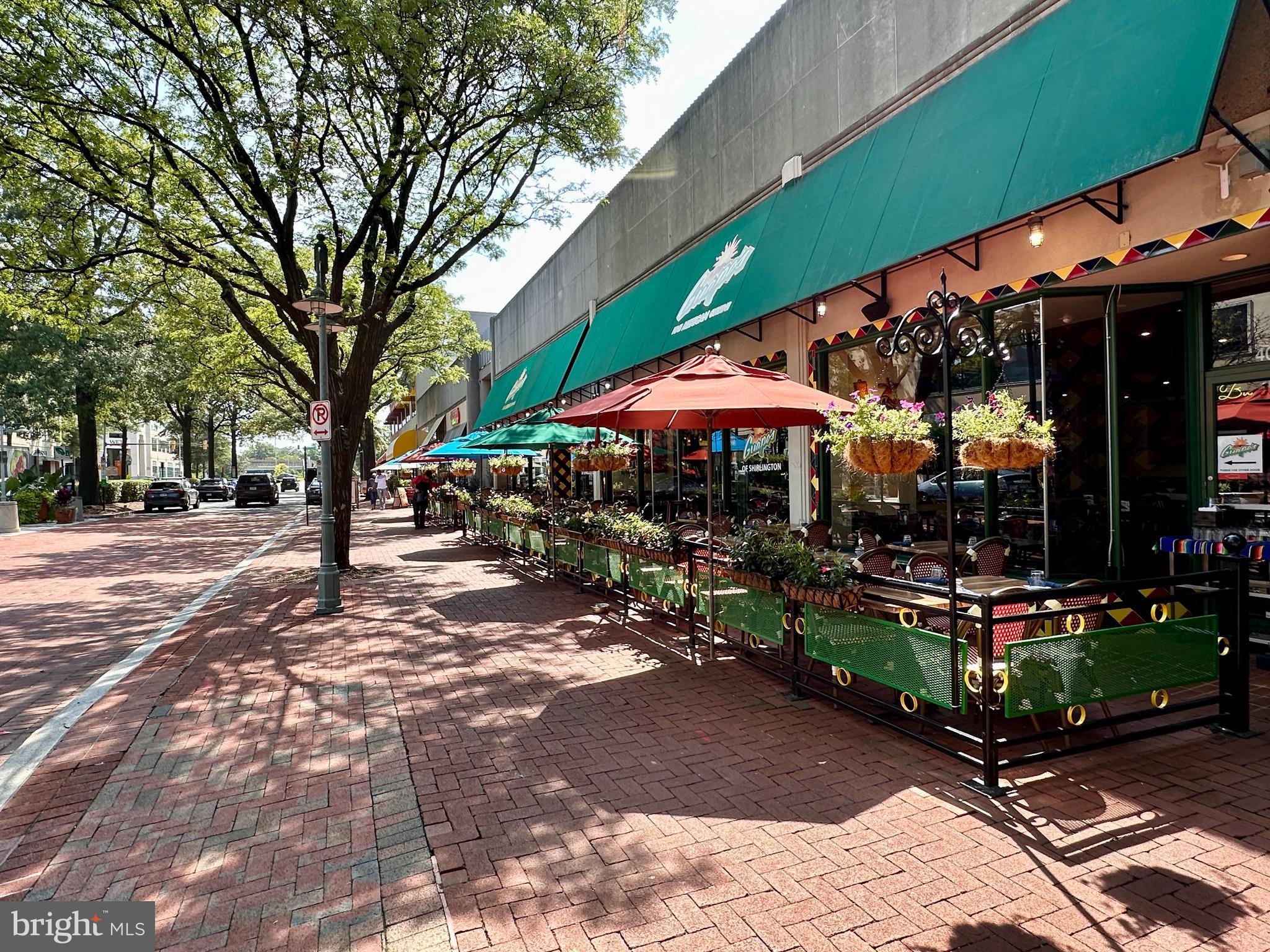 POINTE AT PARK CENTER - Residential