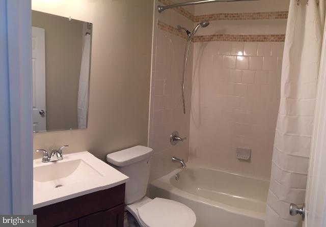 OAKHURST - Residential