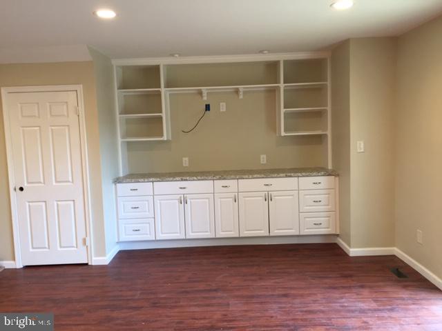 OAKHURST - Residential