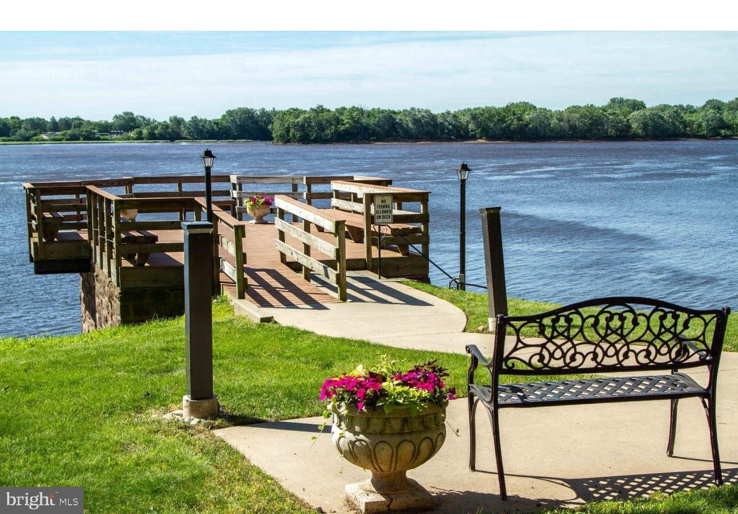 BAKERS BAY CONDOMINIUMS - Residential