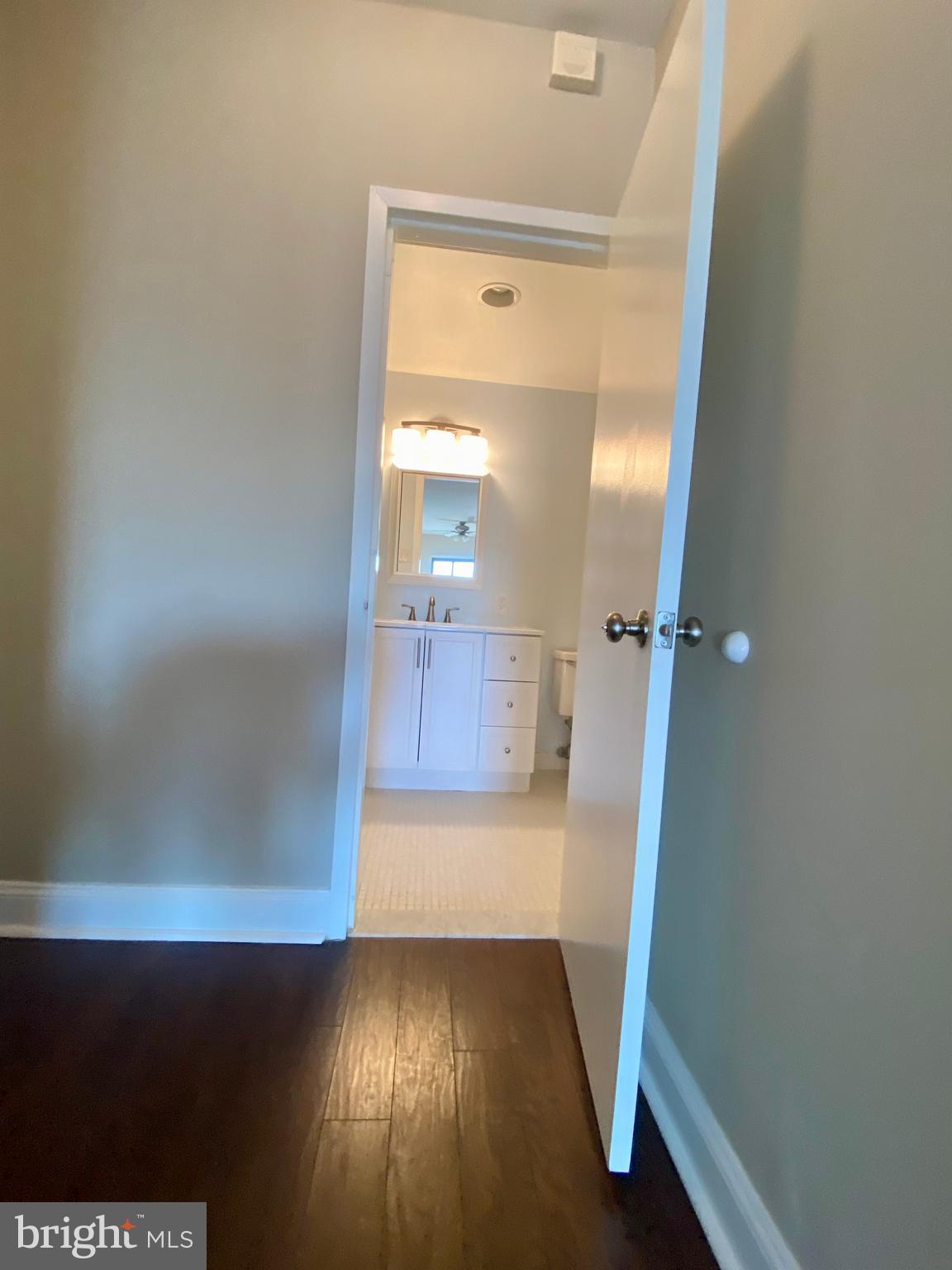 BAKERS BAY CONDOMINIUMS - Residential