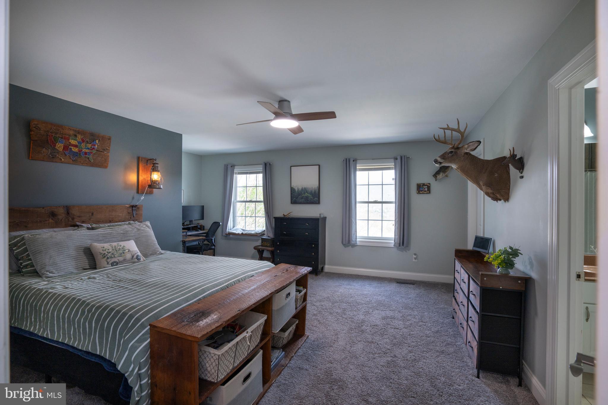 COUNTRY COVE - Residential