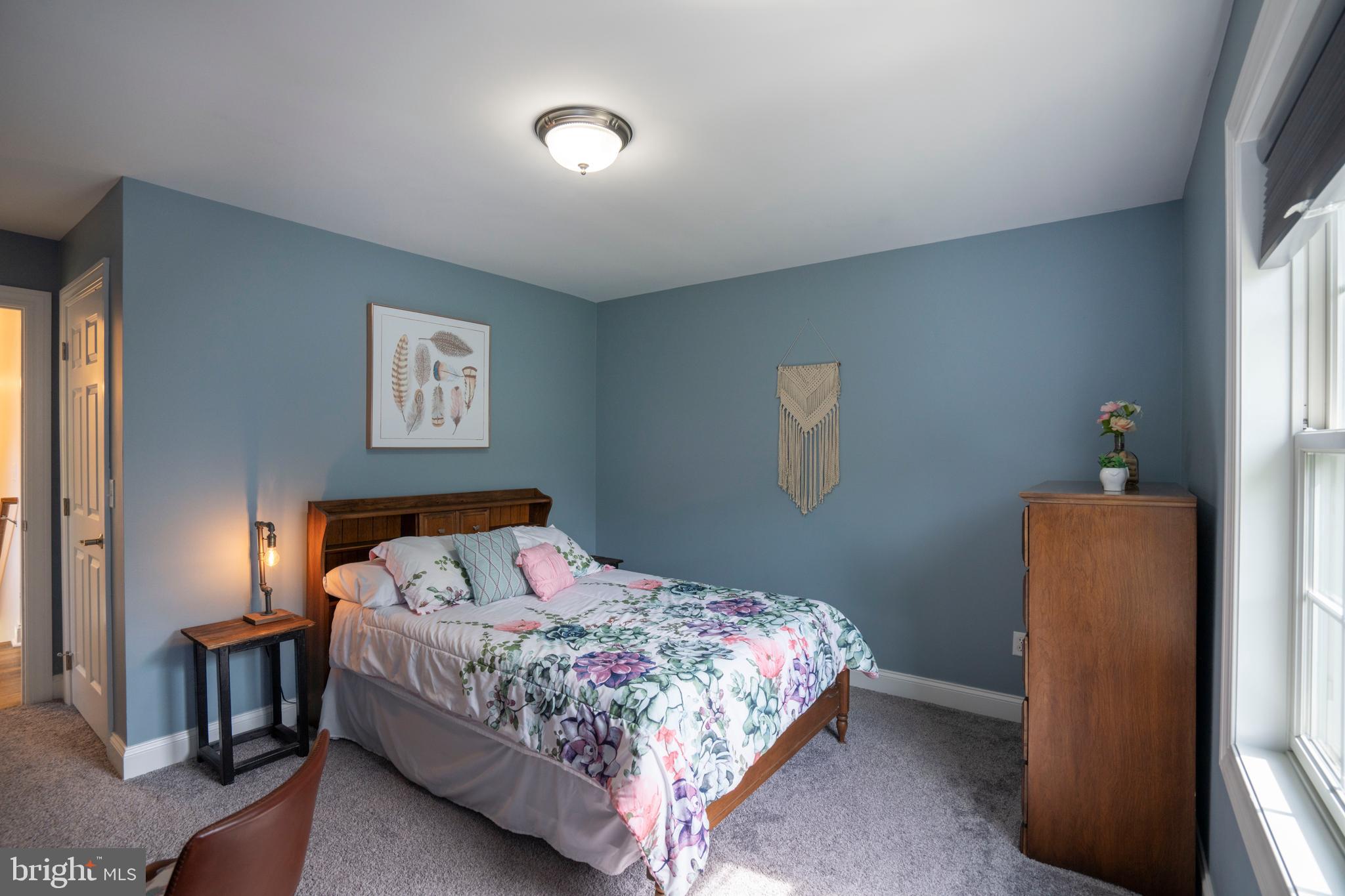 COUNTRY COVE - Residential