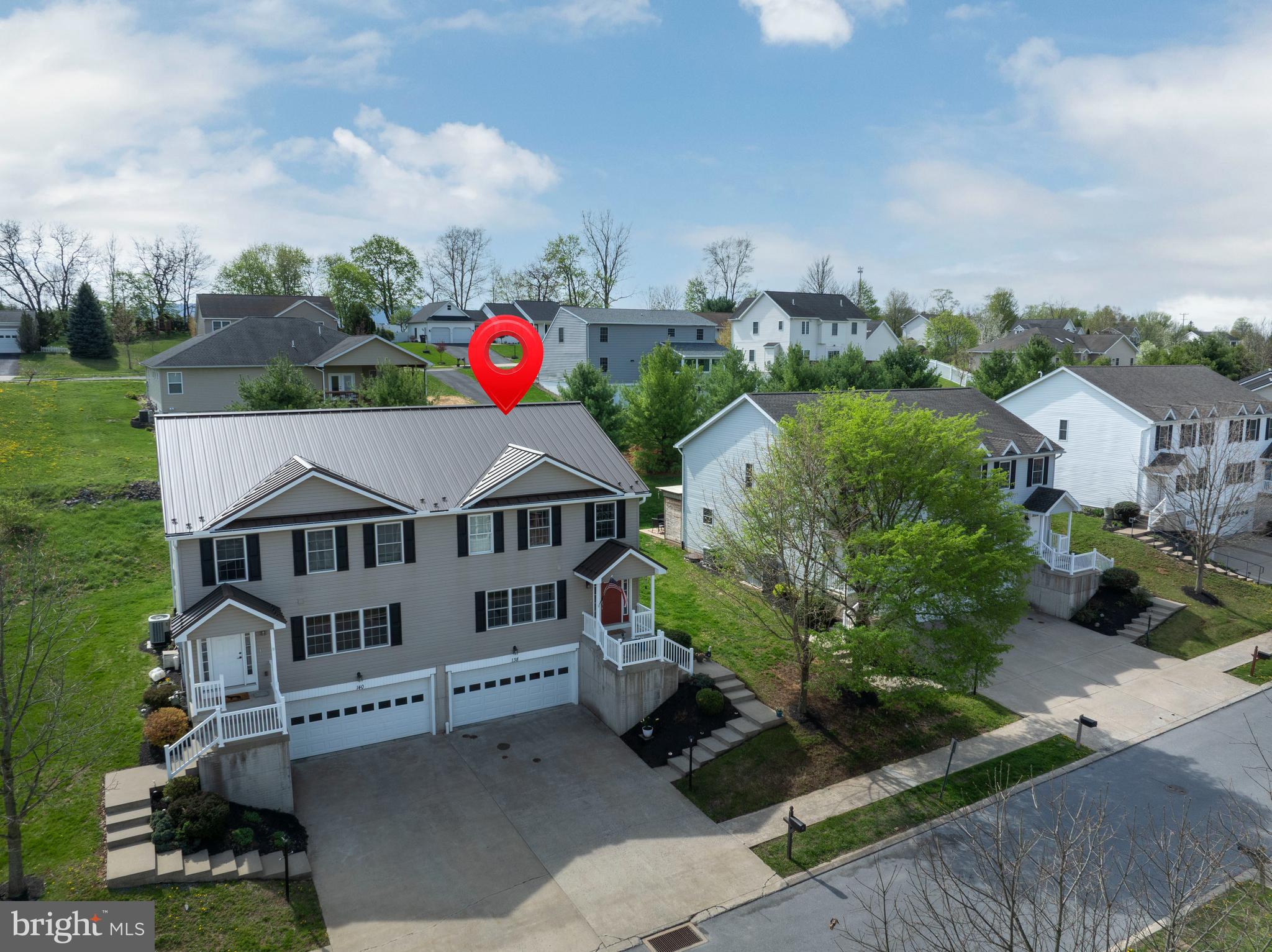 COUNTRY COVE - Residential