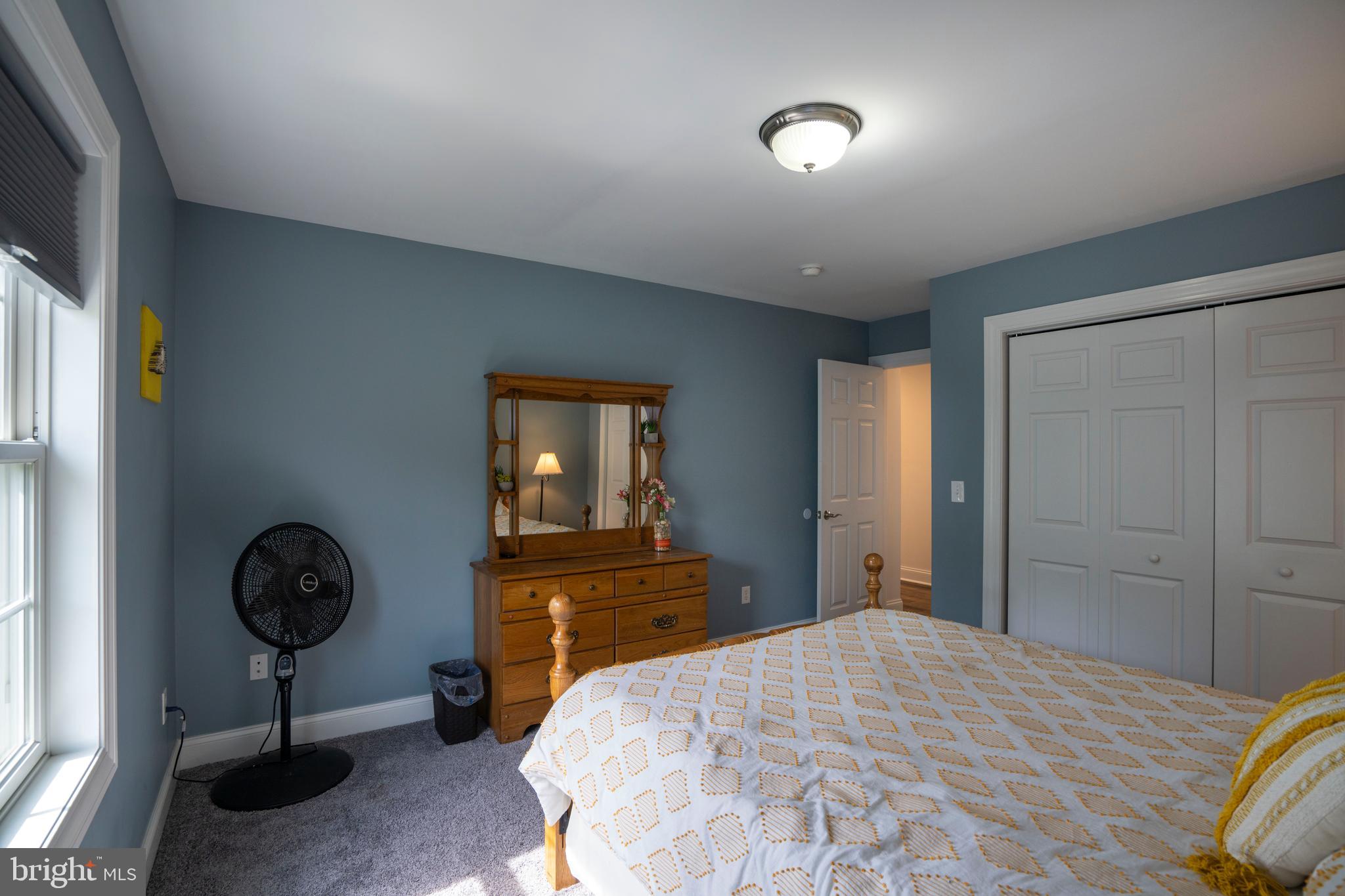 COUNTRY COVE - Residential