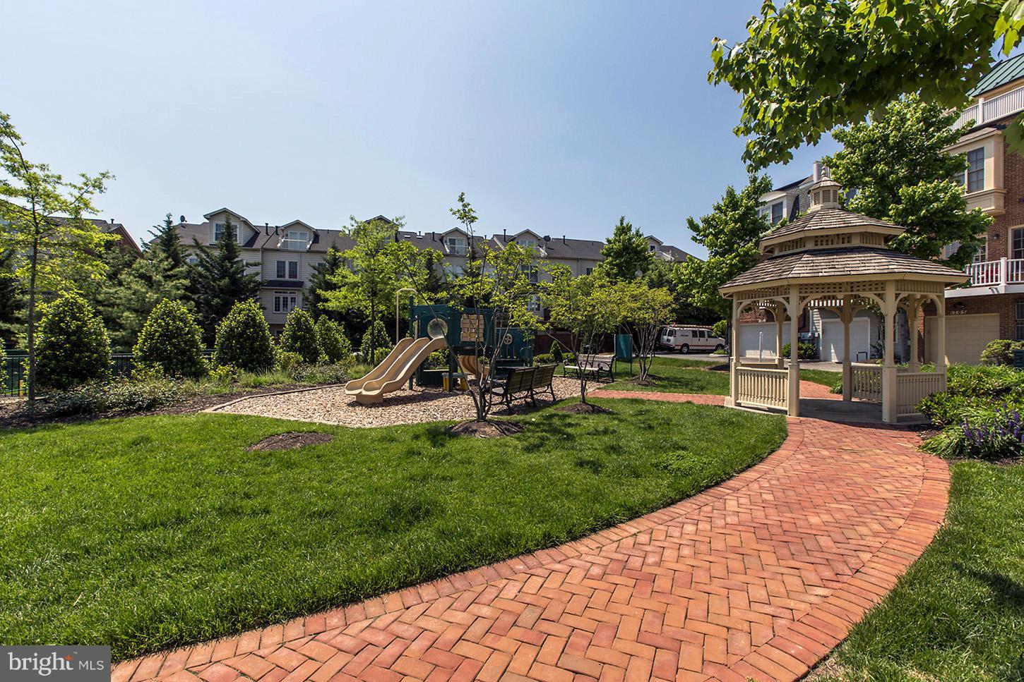 POTOMAC GREENS - Residential