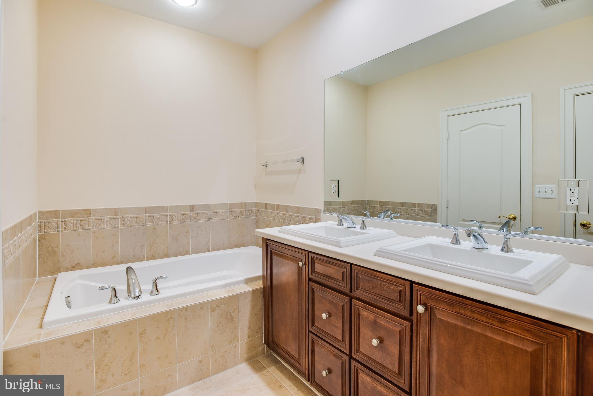 POTOMAC GREENS - Residential