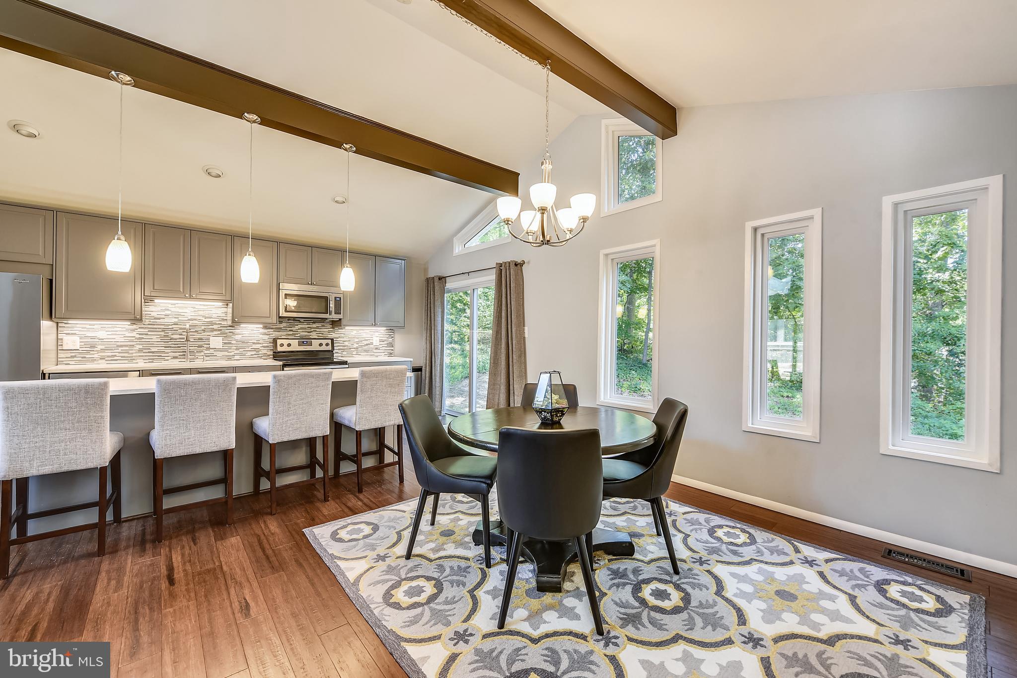 LAKE RIDGE - Residential