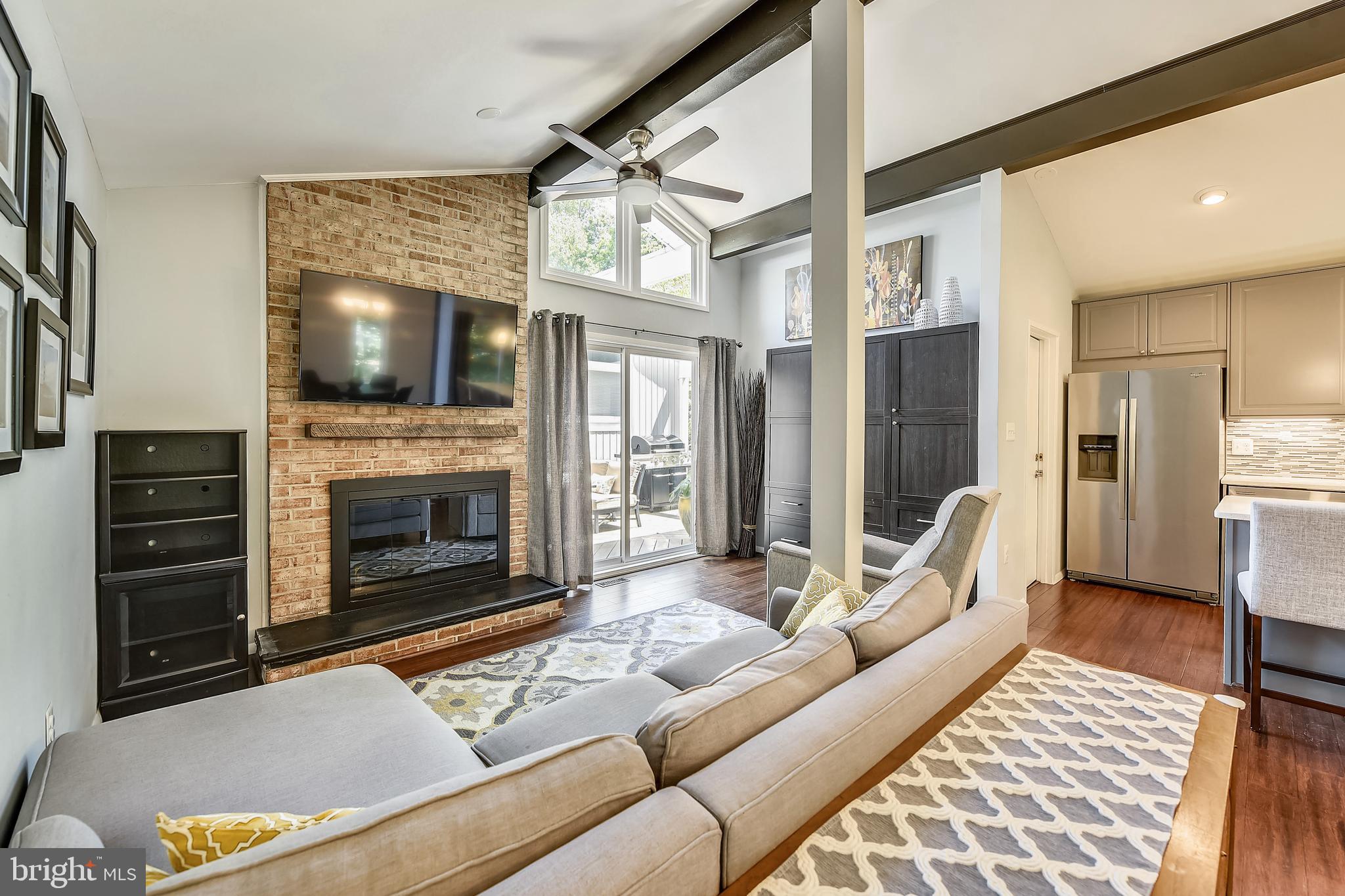 LAKE RIDGE - Residential