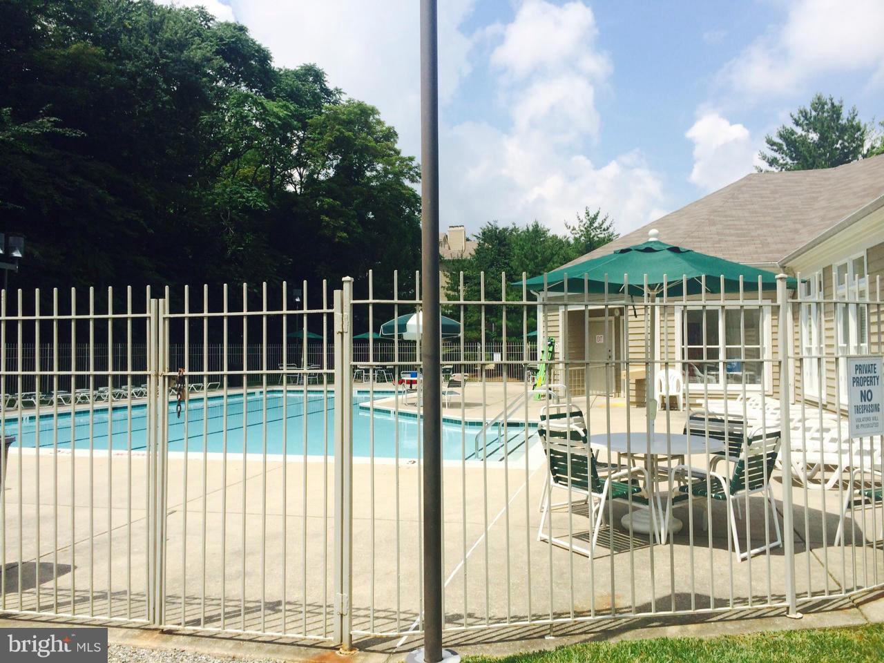 ADMIRAL REACH AT HARBOUR GATES - Residential Lease