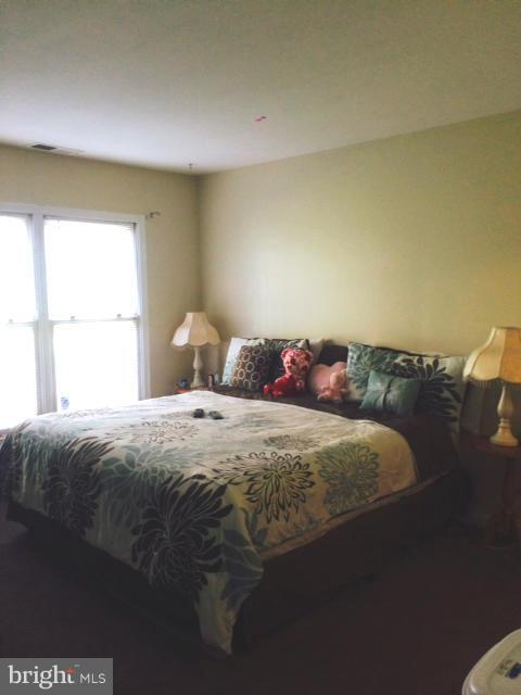 ADMIRAL REACH AT HARBOUR GATES - Residential Lease