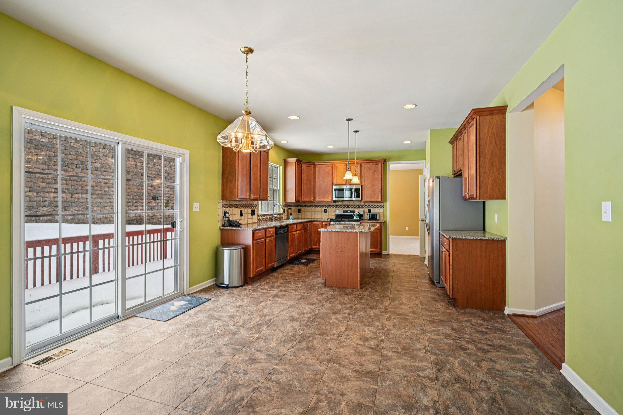 RESERVE AT BAILEY ST - Residential