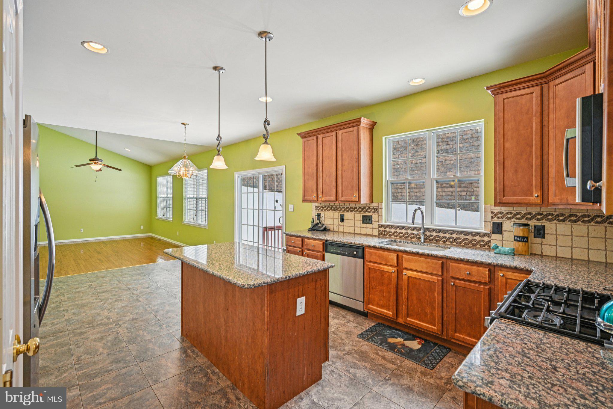 RESERVE AT BAILEY ST - Residential