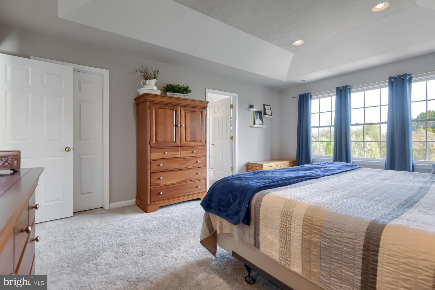 PERRY HALL - Residential