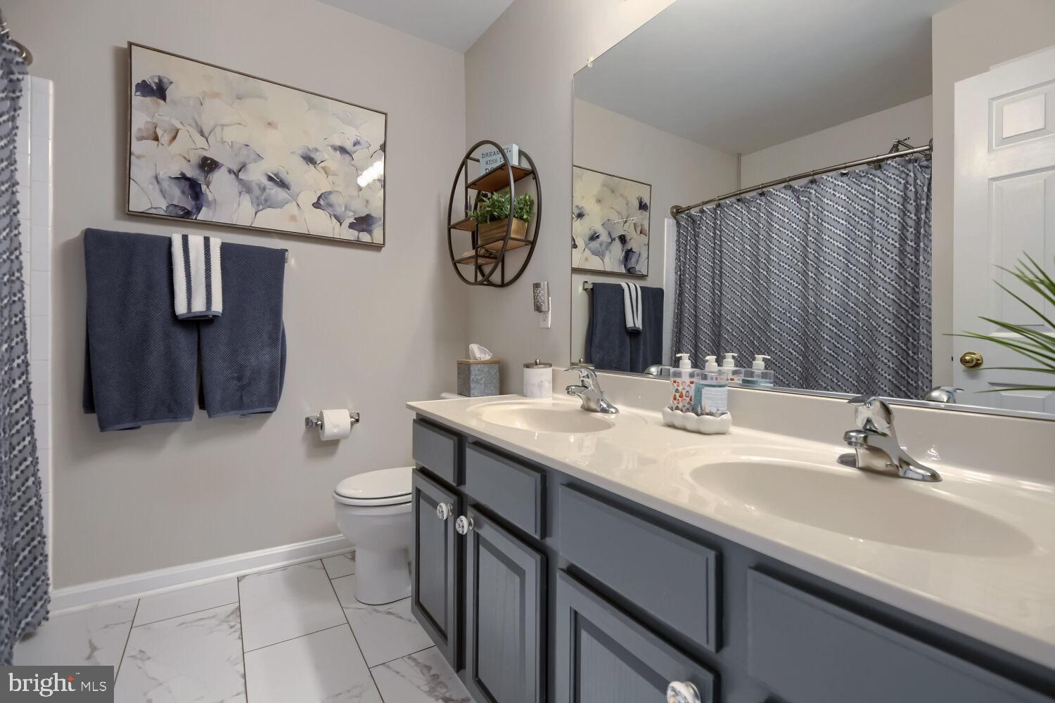 PERRY HALL - Residential