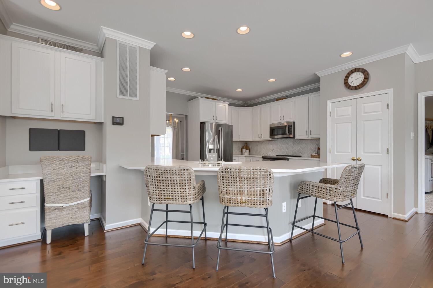 PERRY HALL - Residential