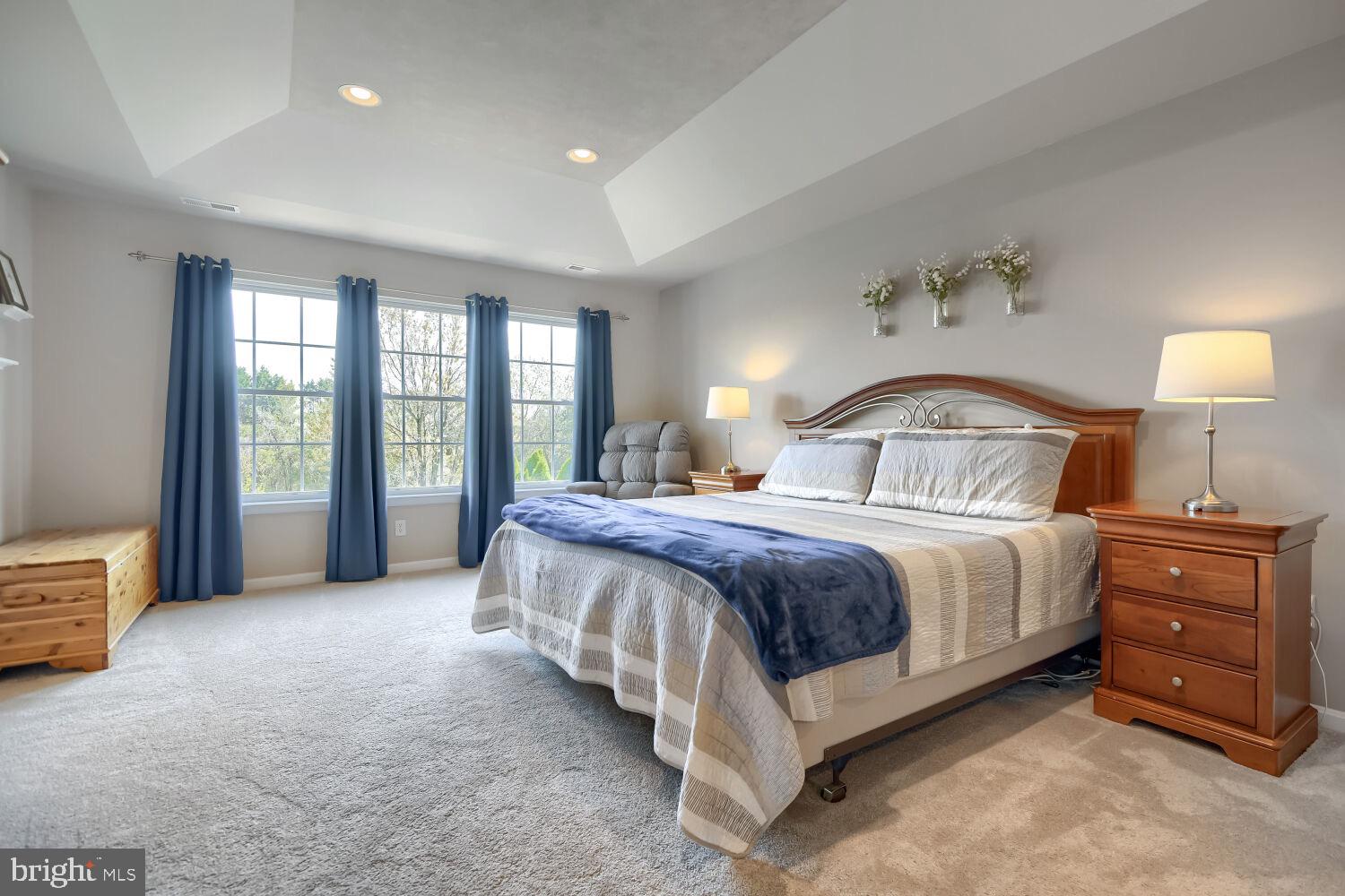 PERRY HALL - Residential