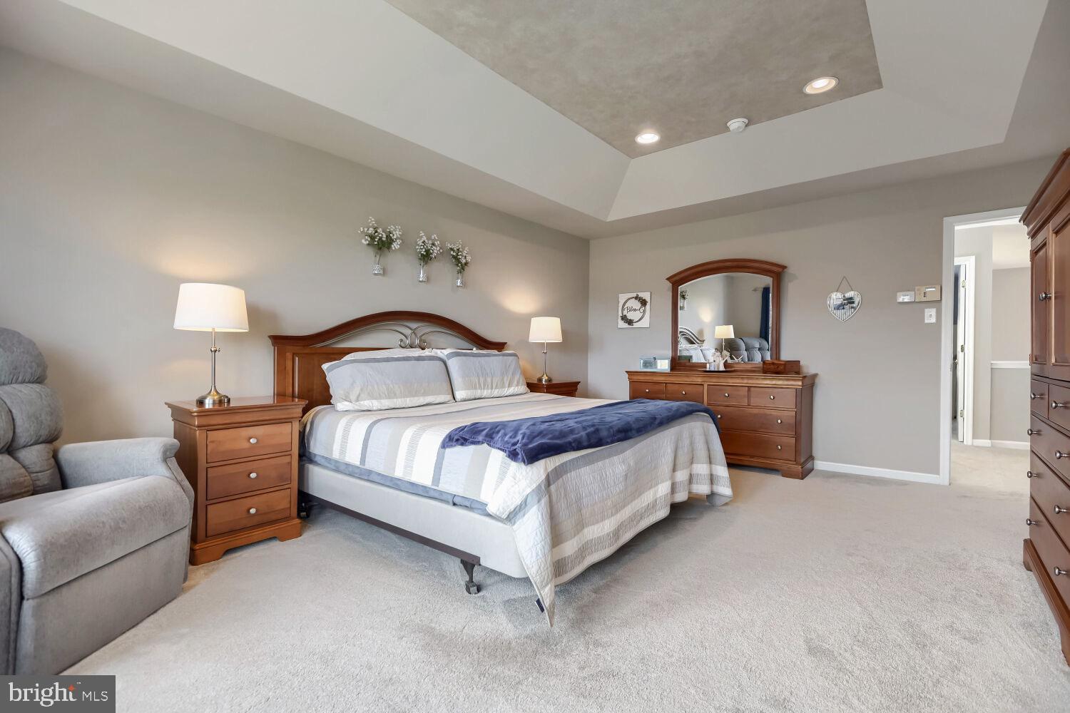 PERRY HALL - Residential