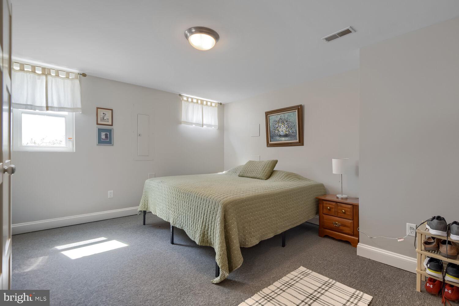 PERRY HALL - Residential