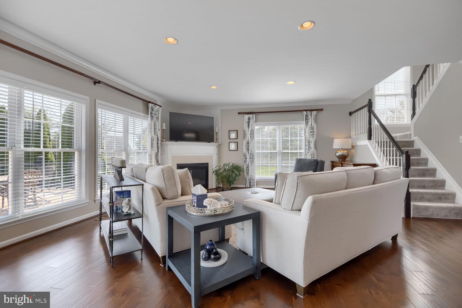 9805 COLENBOURNE ROAD