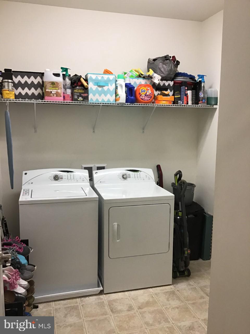 HOMEPLACE ON PELHAMS REACH - Residential