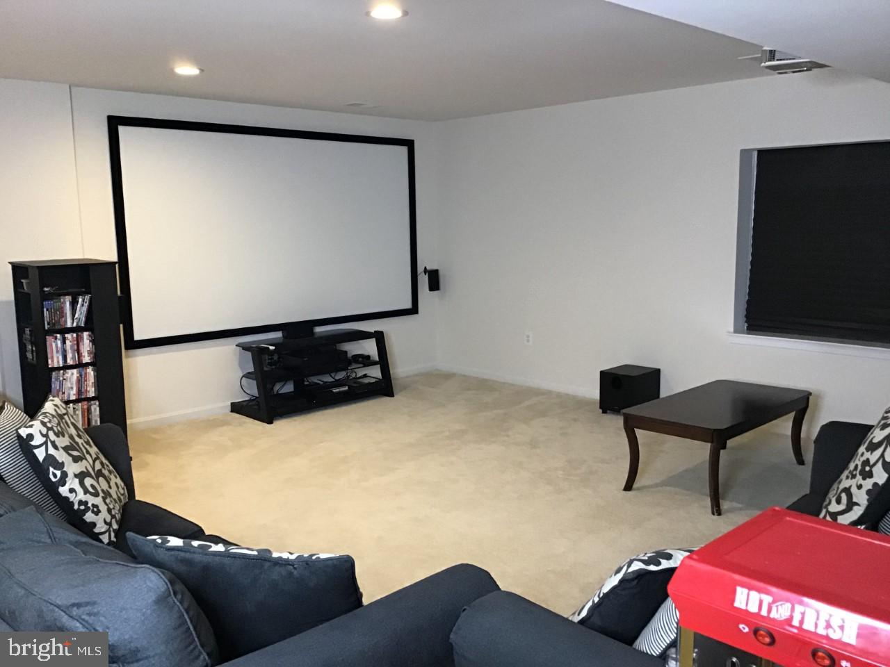 HOMEPLACE ON PELHAMS REACH - Residential