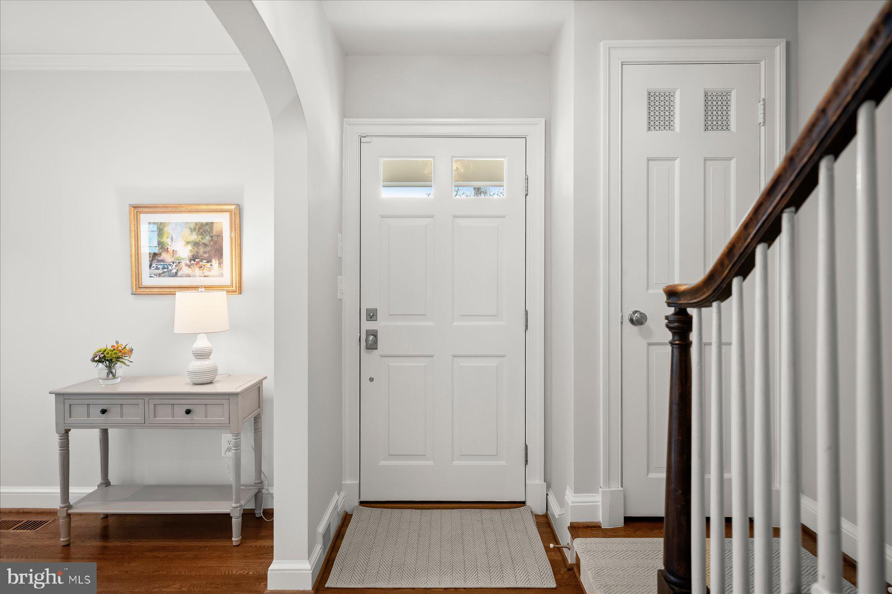 LARCHMONT - Residential