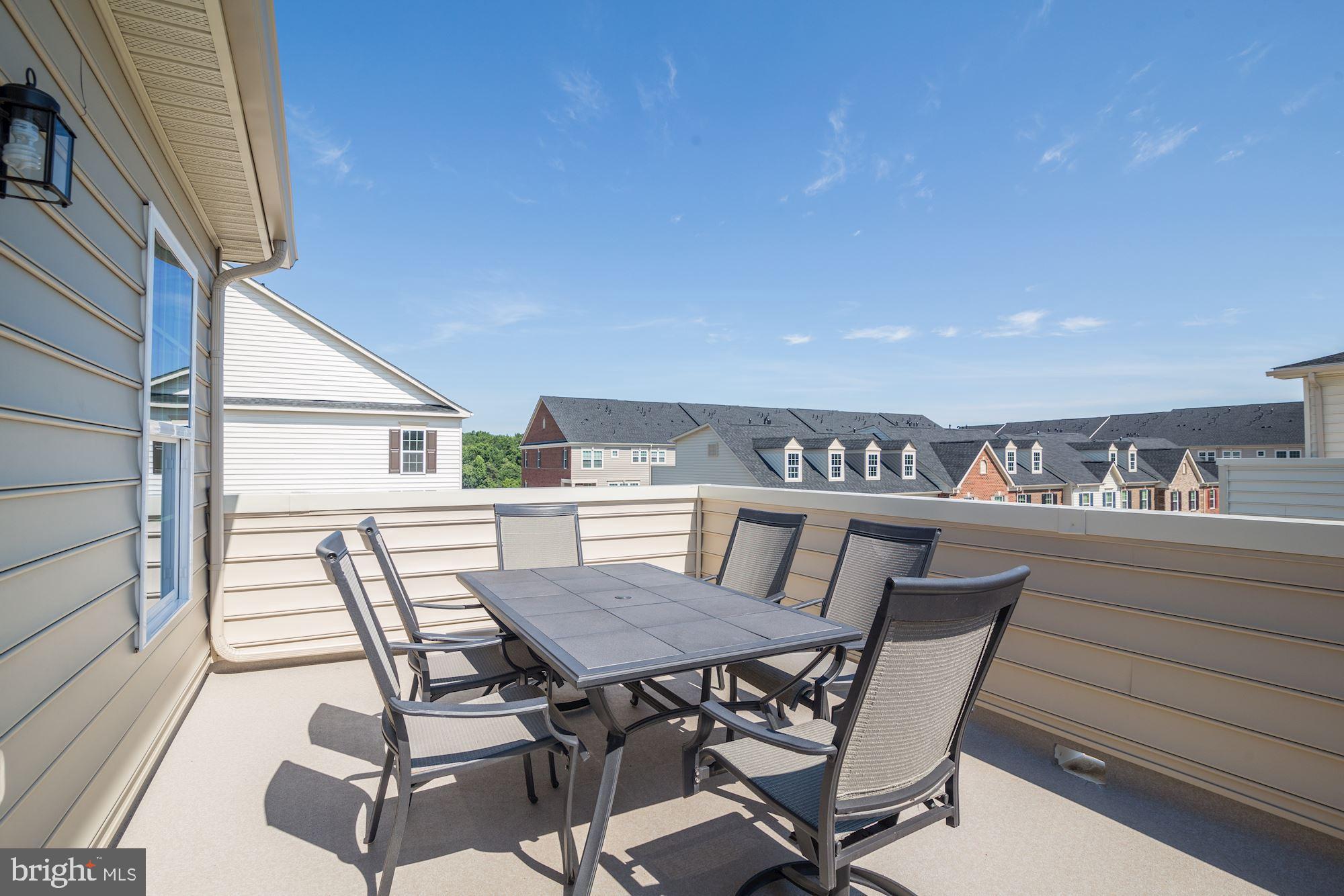 LAKE LINGANORE OAKDALE - Residential