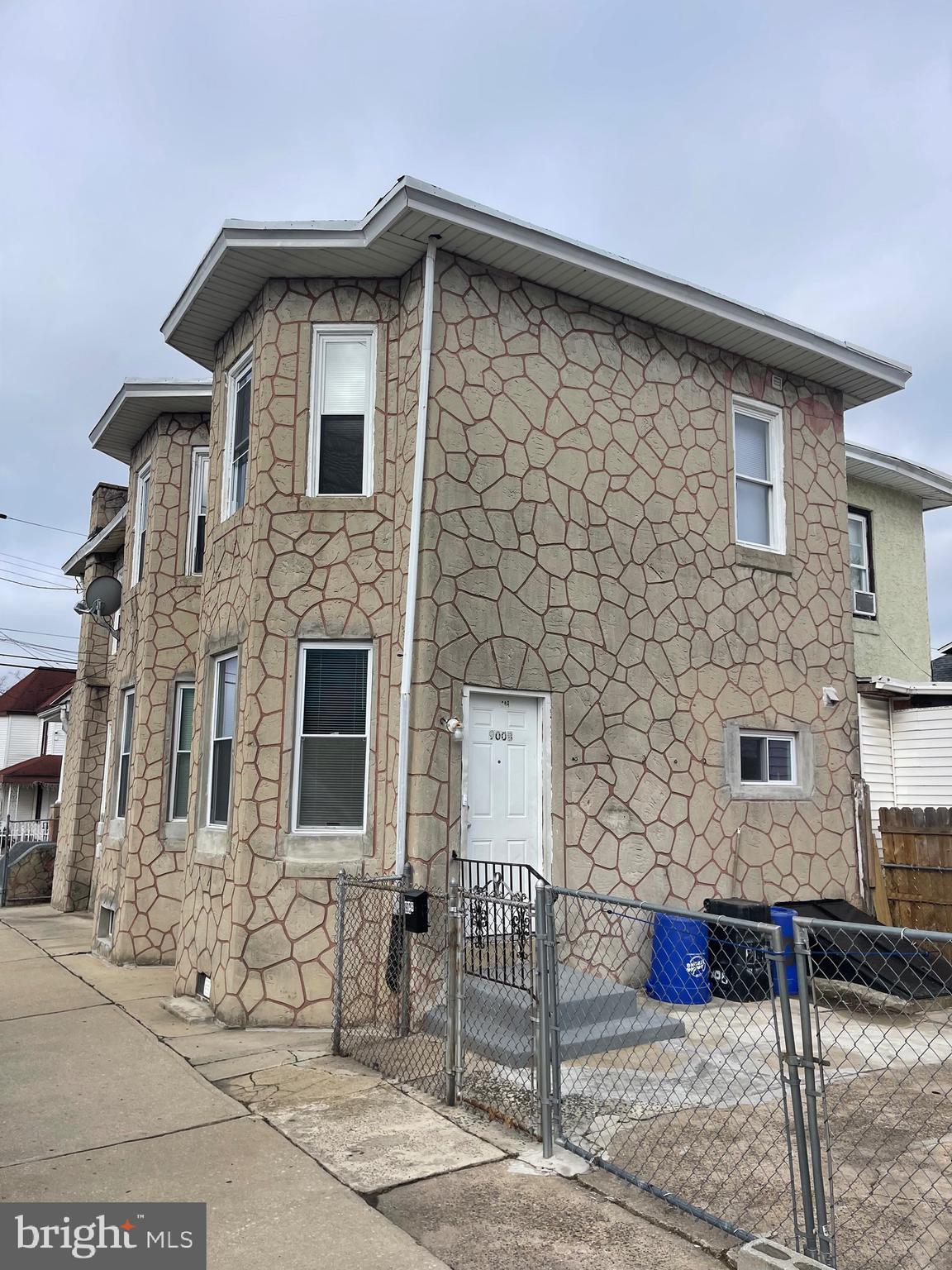900 BEIDEMAN AVENUE
