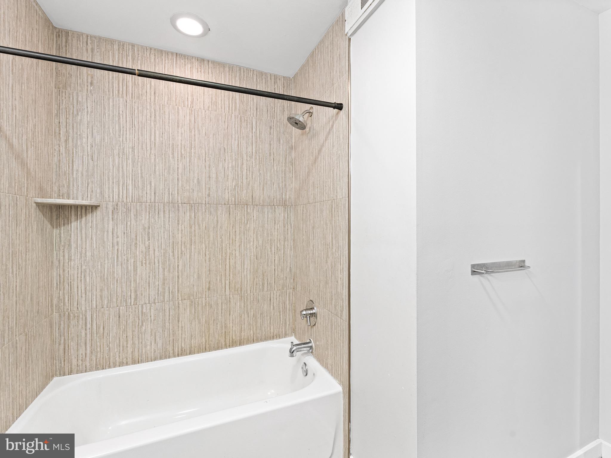 FRANCISVILLE - Residential Lease