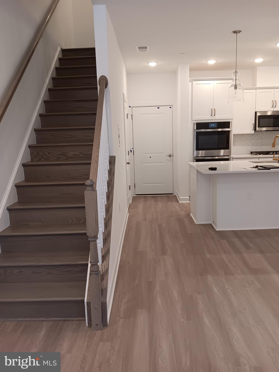 THE BOULEVARDS AT WESTFIELDS - Residential Lease