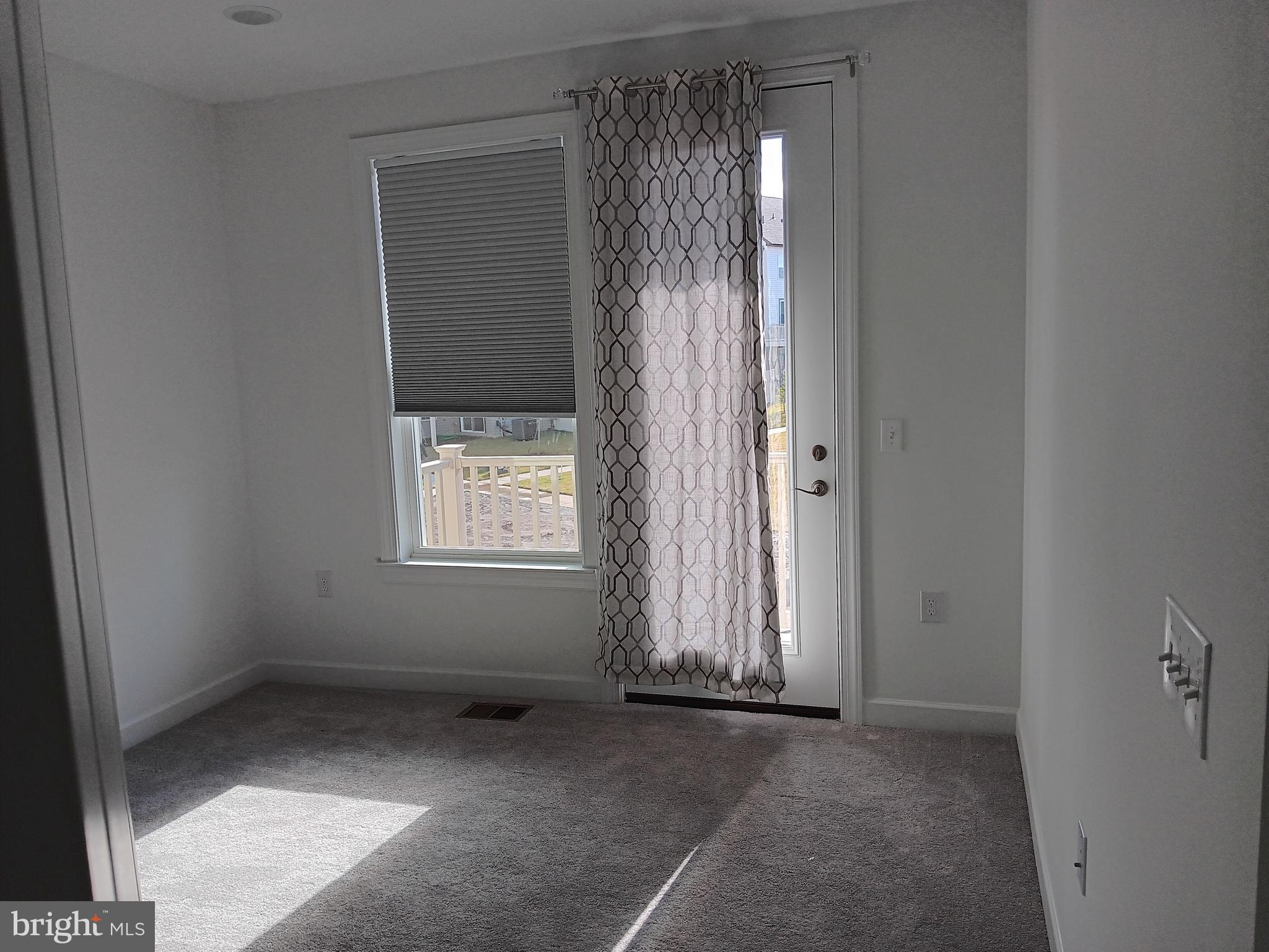 THE BOULEVARDS AT WESTFIELDS - Residential Lease
