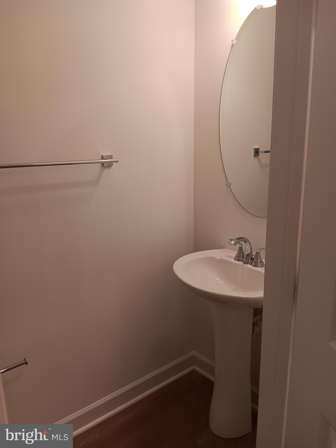 THE BOULEVARDS AT WESTFIELDS - Residential Lease