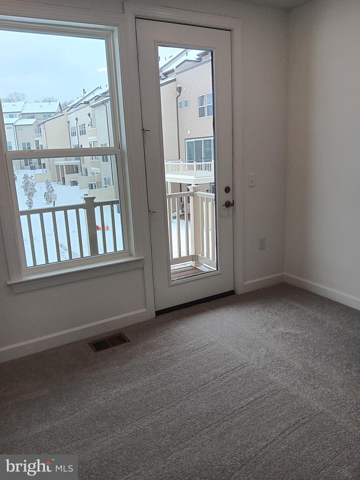 THE BOULEVARDS AT WESTFIELDS - Residential Lease