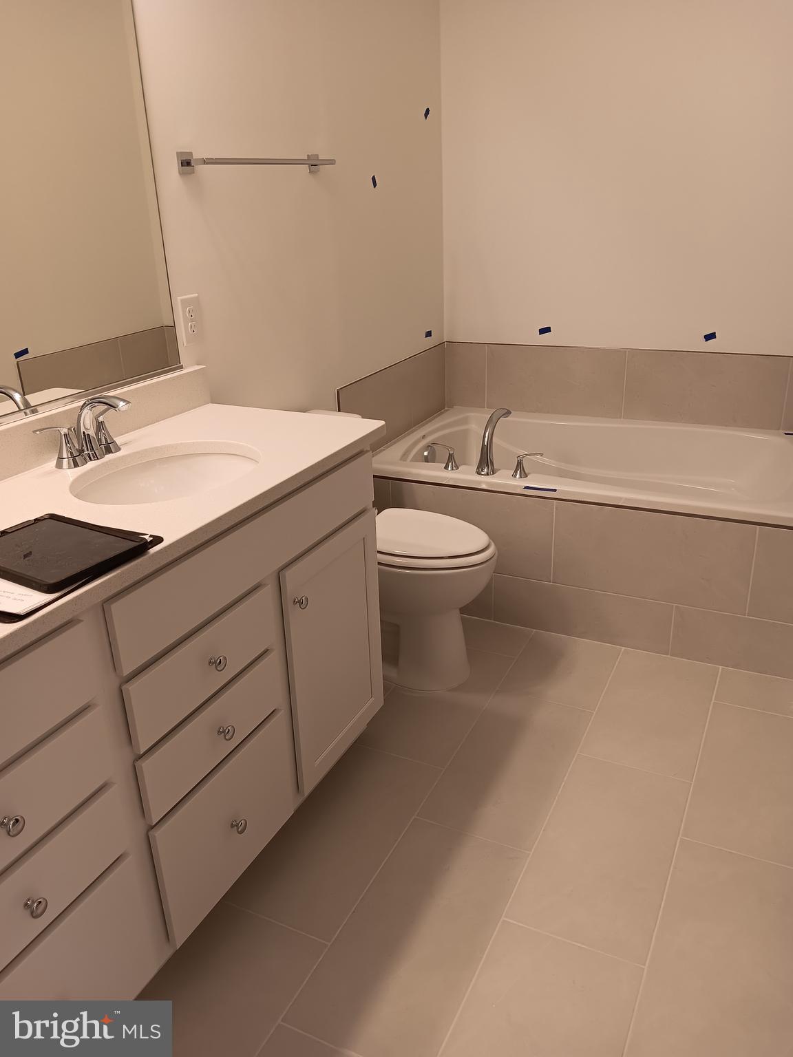THE BOULEVARDS AT WESTFIELDS - Residential Lease