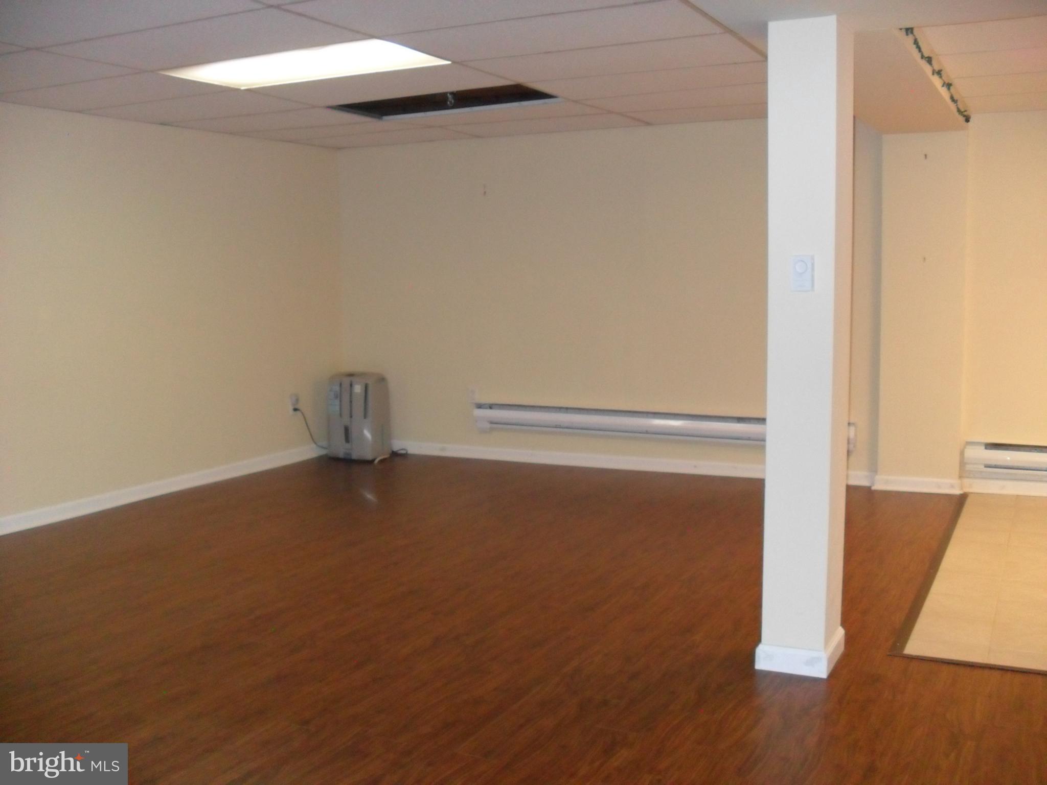 CHESTERBROOK - Residential Lease