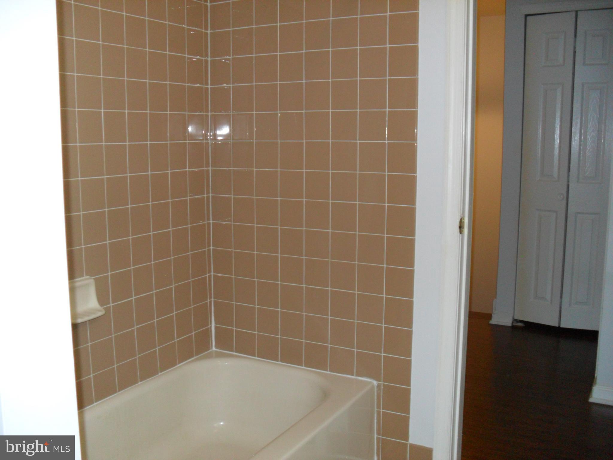 CHESTERBROOK - Residential Lease