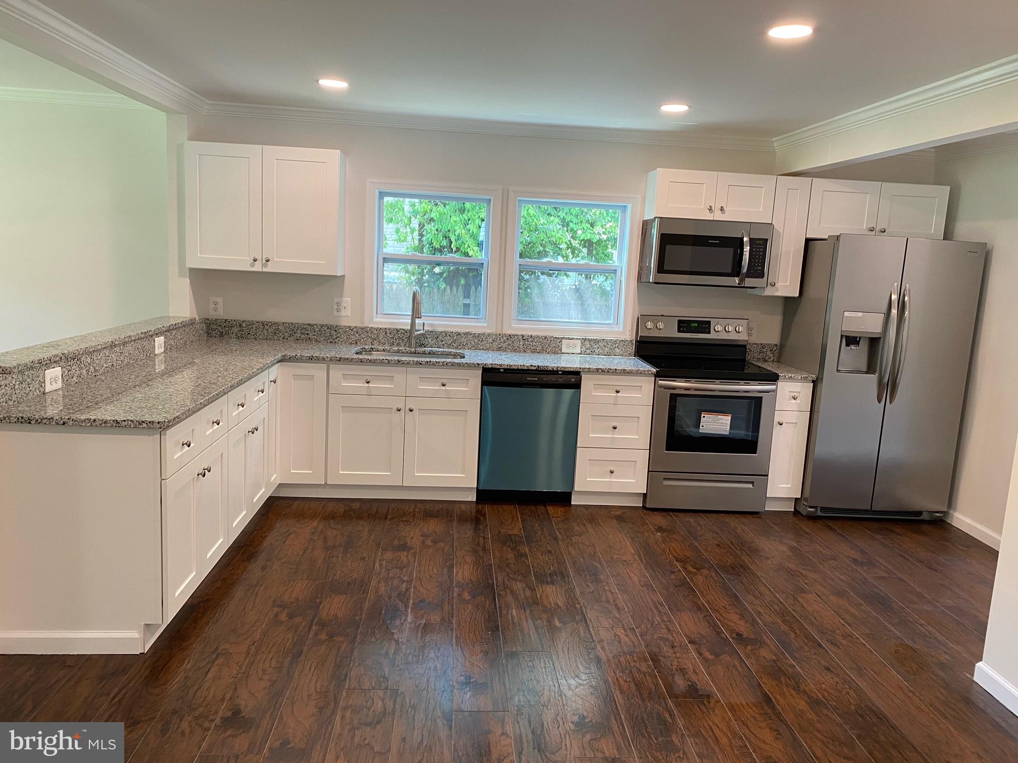 BAHAMA VIEW - Residential