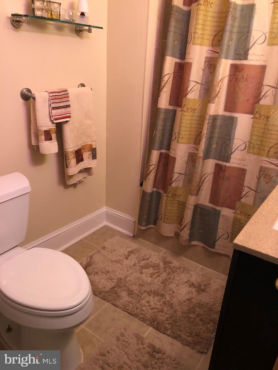 ELMWOOD PARK - Residential