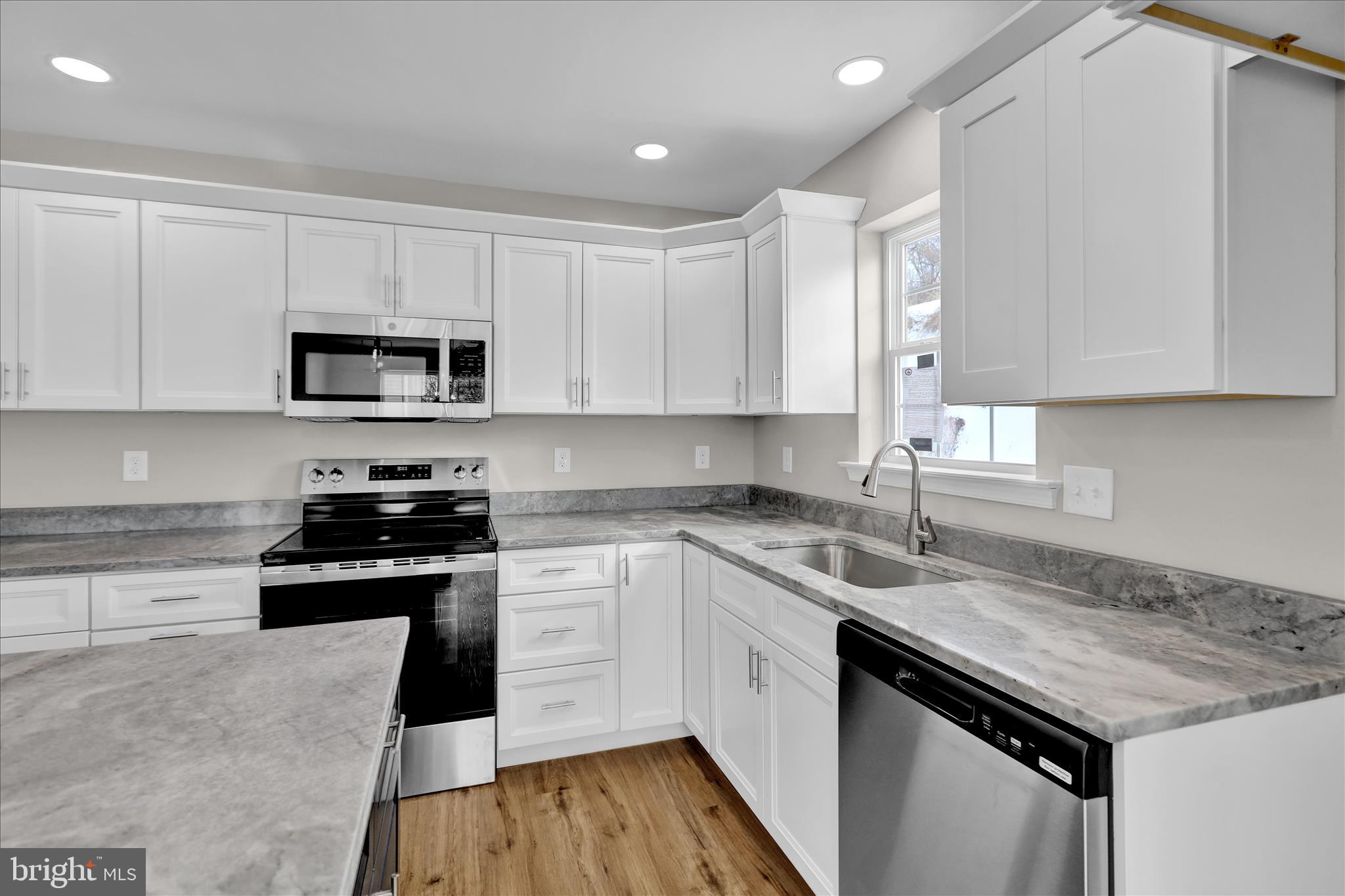 TEMPLE TERRACE - Residential