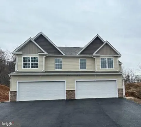 40 Rosalies Way Lot 23, Temple, PA MLS: PABK2063460