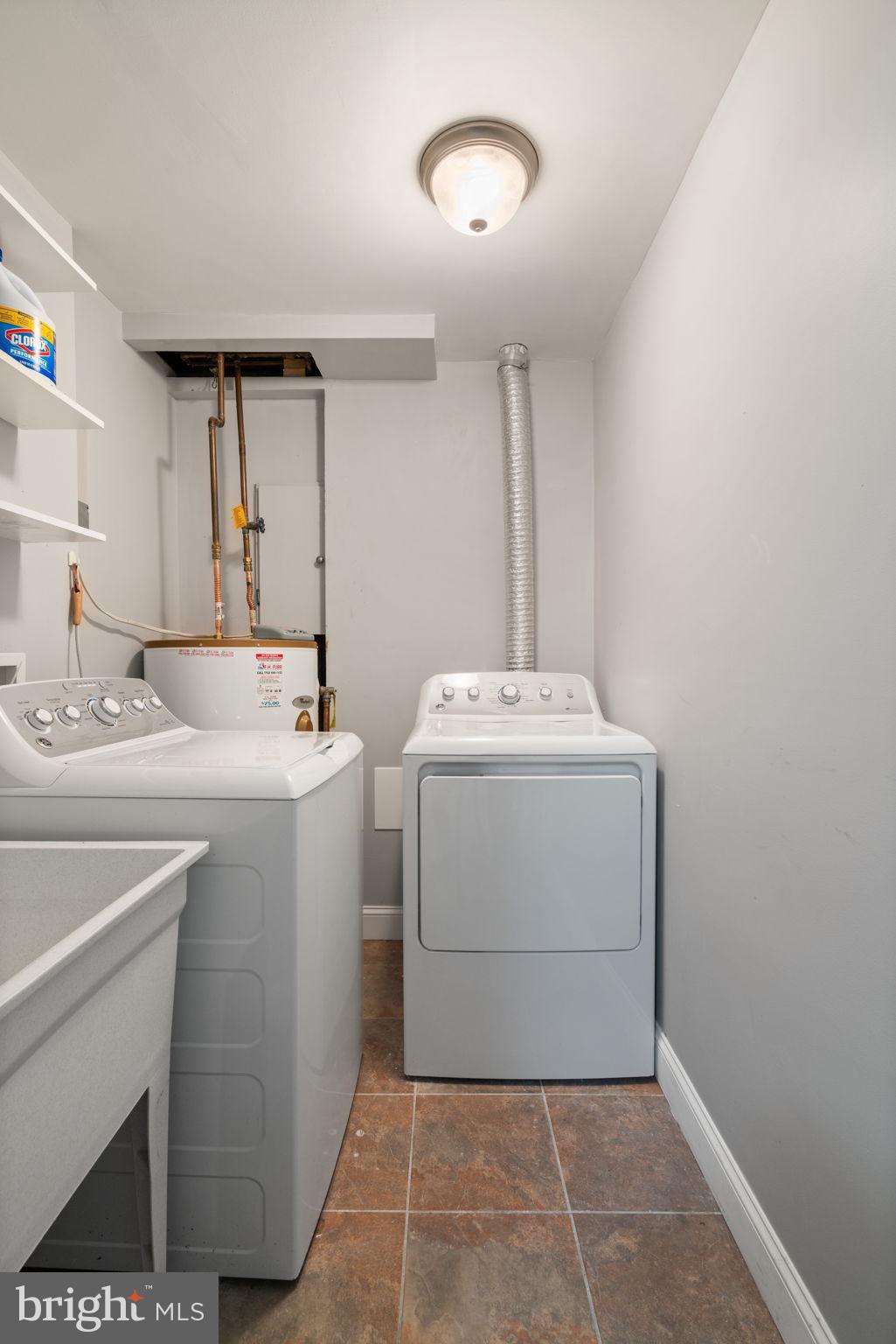 TACKETTS MILL - Residential