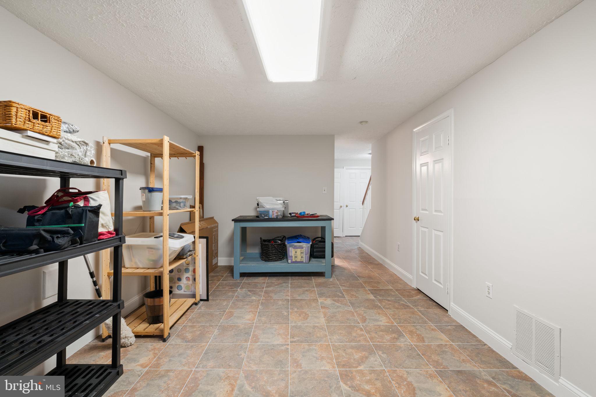 TACKETTS MILL - Residential