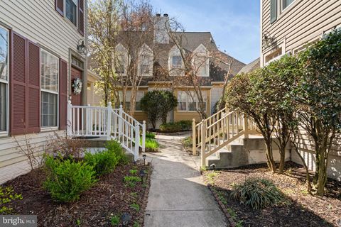 Townhouse For Sale - 12840 Mill Brook Court<br/> Prince William County, WOODBRIDGE, VA 22192