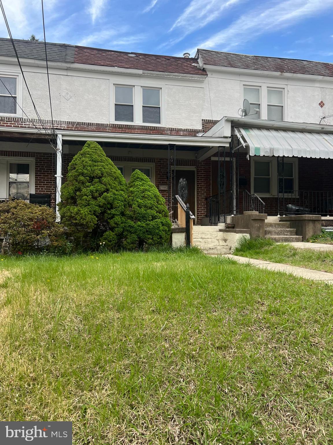 🏡 Newly Updated 3-Bedroom Home with Backyard Oasis & Off-Street Parking!
📍 1008 Stanbridge Street – Norristown, PA
Rent: $2195 + Utilities
SECTION 8 APPROVED!
Step into comfort with this bright and refreshed 3-bedroom, 1-bath home in the heart of Norristown. With brand-new carpeting, updated bathroom finishes, and a fireplace to cozy up to in the living room, this space is move-in ready.
Enjoy a fenced backyard perfect for entertaining, pets, or just relaxing under the stars. A covered front porch adds charm, and there’s off-street parking in the back—no more circling the block!
✨ Highlights Include:
• 1,162 sq ft of living space
• Fresh updates and tons of natural light
• Fireplace, cable-ready, and pet-friendly
• Off-street parking + walkable to public transit, markets & shops
Just minutes from I-476, US-202, and local favorites like Lou’s Sandwich Shop, this location offers both convenience and comfort.
💡 Utilities:
Tenant pays for electric/gas (PECO) and water (American Water). Owner covers sewer and trash.
🐾 Pets welcome with deposit and monthly fee
🏠 Section 8 accepted
❄️ Tenant handles yard & snow maintenance
📞 Ready to see it for yourself? Schedule a tour today—this gem won’t last long!