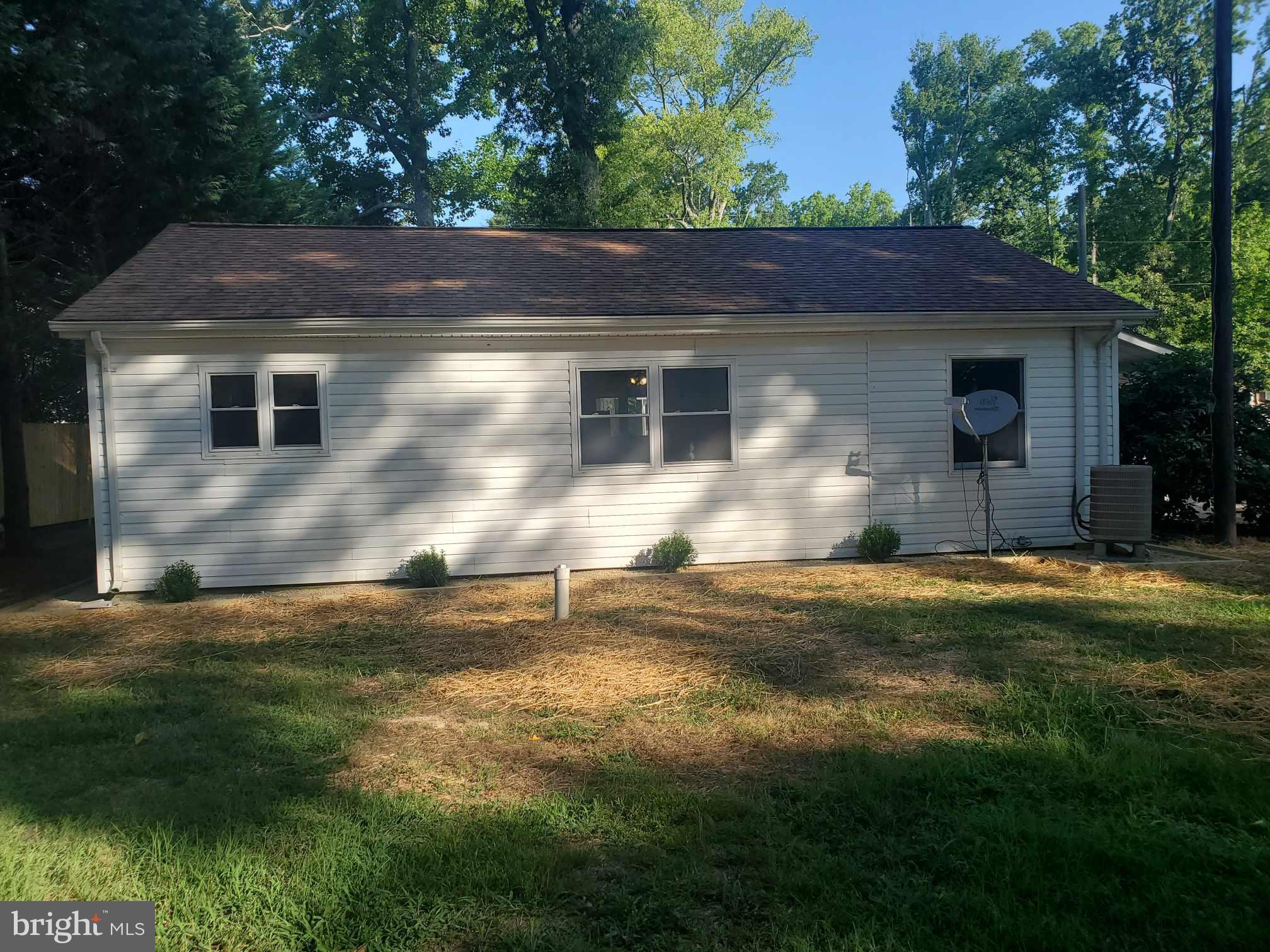 EBB TIDE - Residential