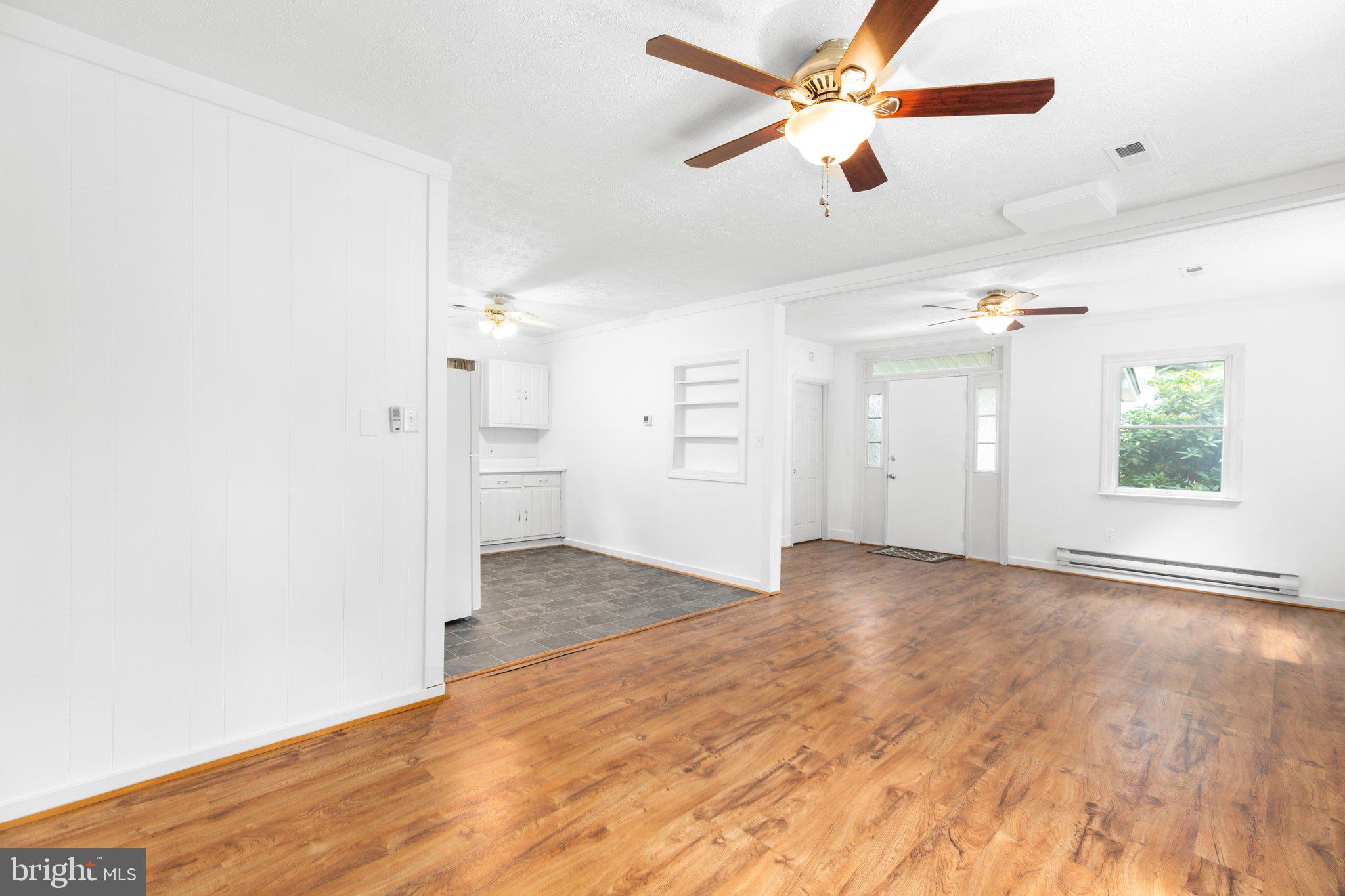 EBB TIDE - Residential