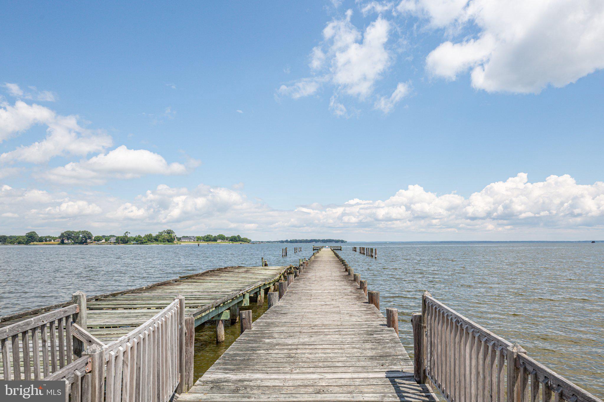 EBB TIDE - Residential