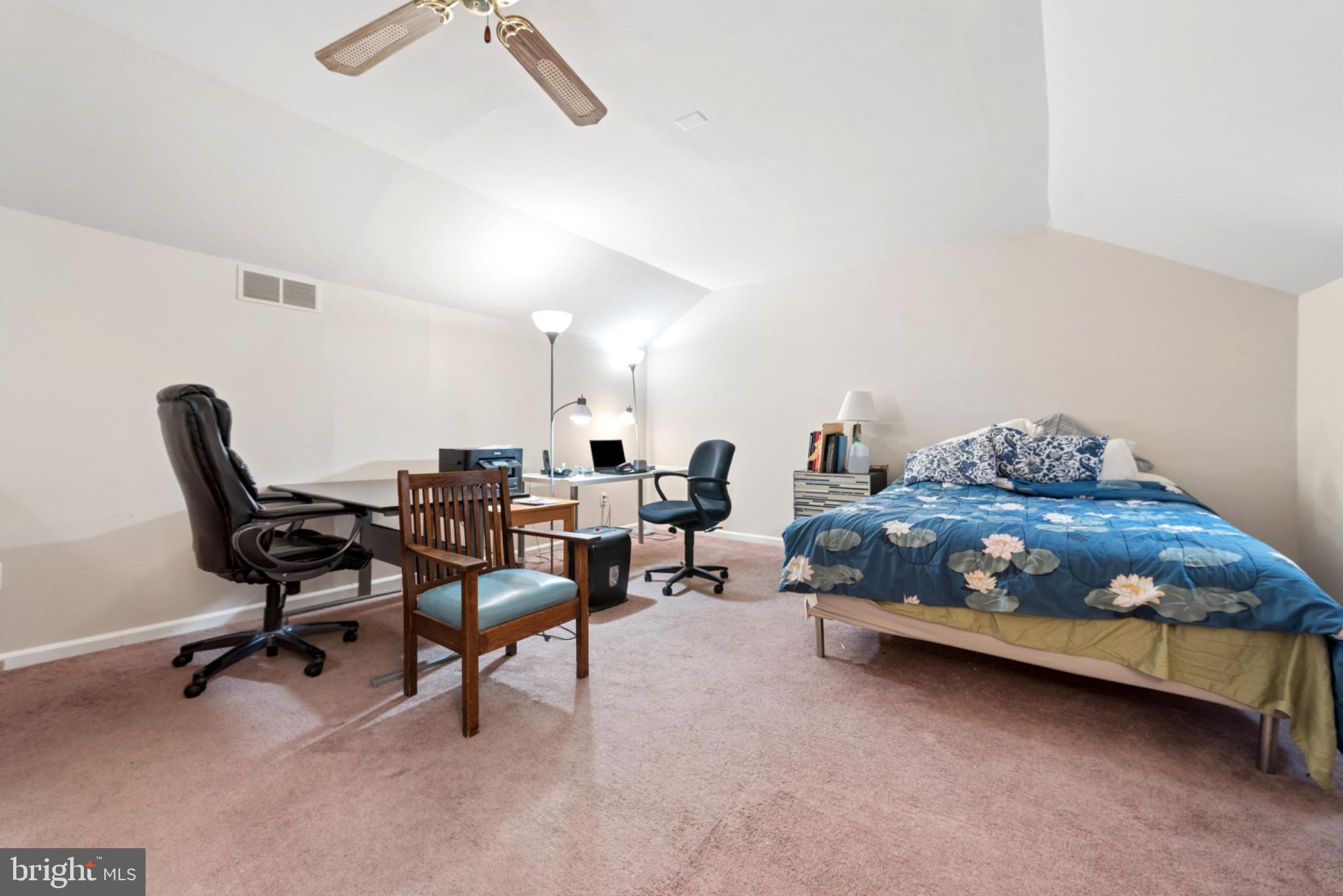 CHESTERBROOK - Residential