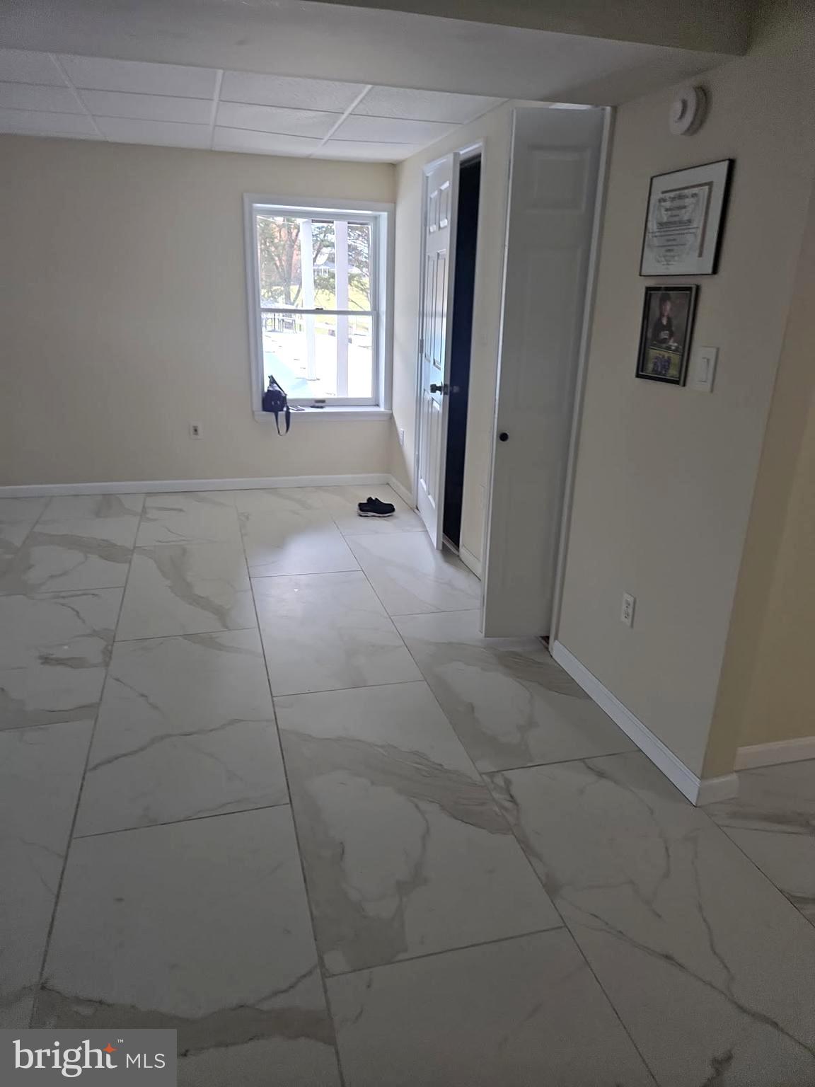 BURGESSER - Residential Lease